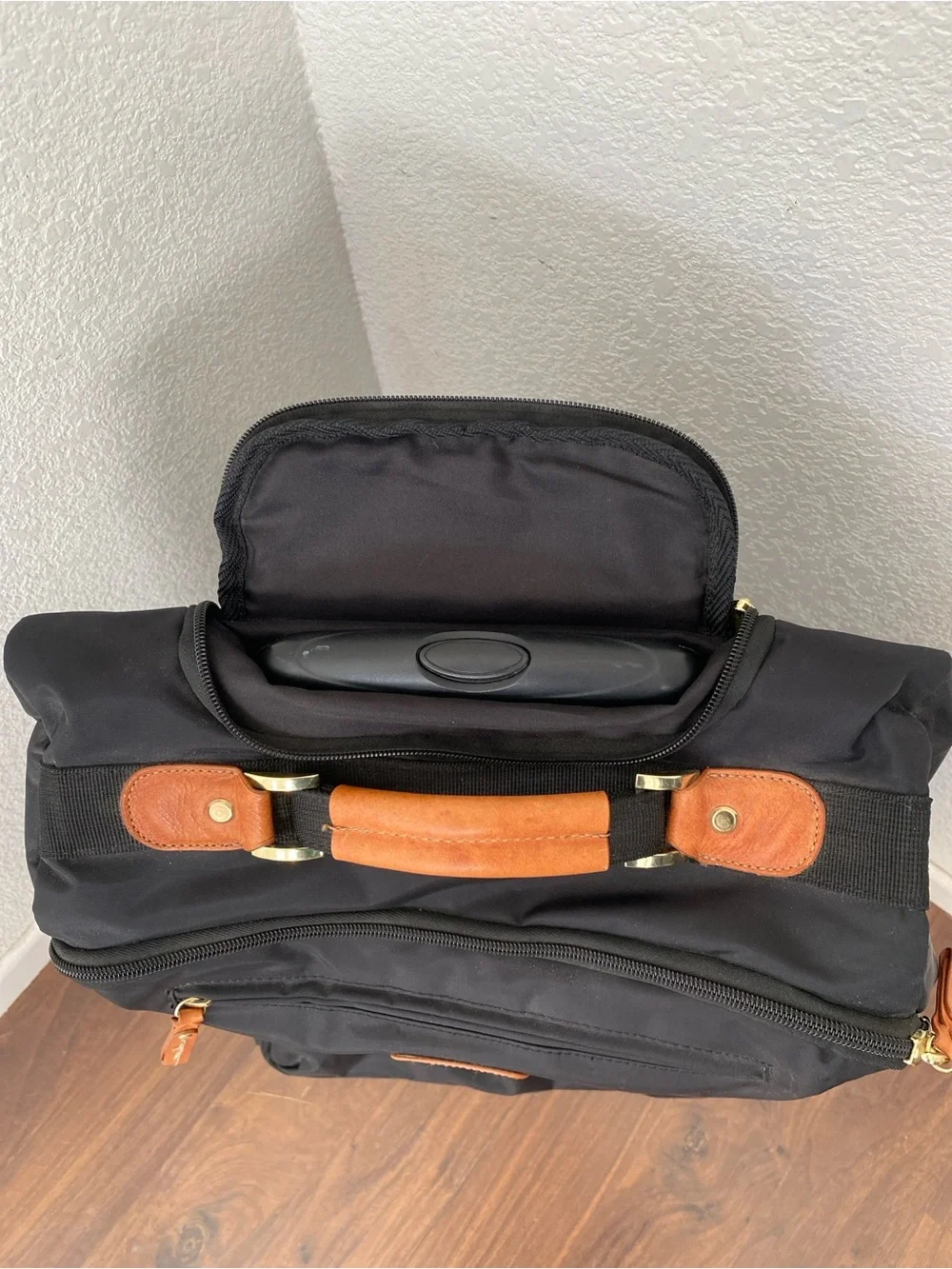 Bric's Milano X-Travel 21” Black Carry-On Spinner Luggage w/ Tan Leather Accents